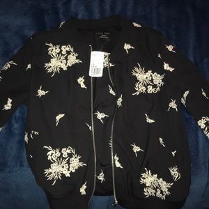 Casual Black Embroidered Jacket